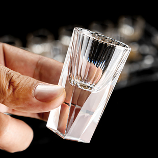 伯纳特水晶玻璃钻石切面白酒杯分酒器15ml一口杯shot子弹杯架套装