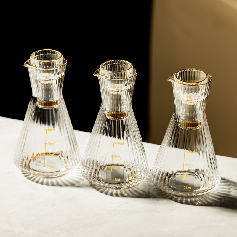 创意带刻度白酒分酒器可叠一杯一壶白酒杯套装家用玻璃洋酒分酒壶,餐饮具,白酒杯,淘宝优惠券,粉丝福利购,淘宝优惠卷