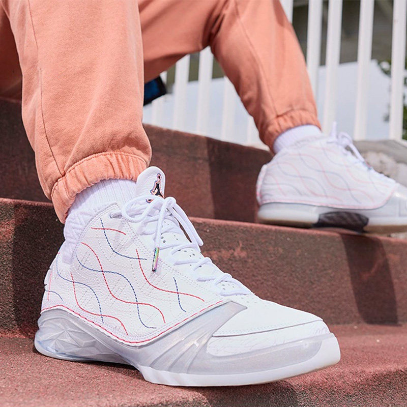 Nike耐克Air Jordan 23 白色男子中帮复古运动休闲鞋篮球鞋FV3621