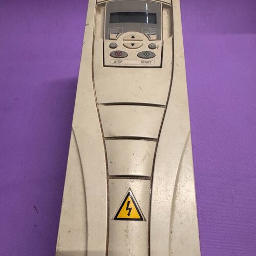 议价B变频器ACS510-01-012A-4ACS510-01-017A-4ACS510-01-025A-4