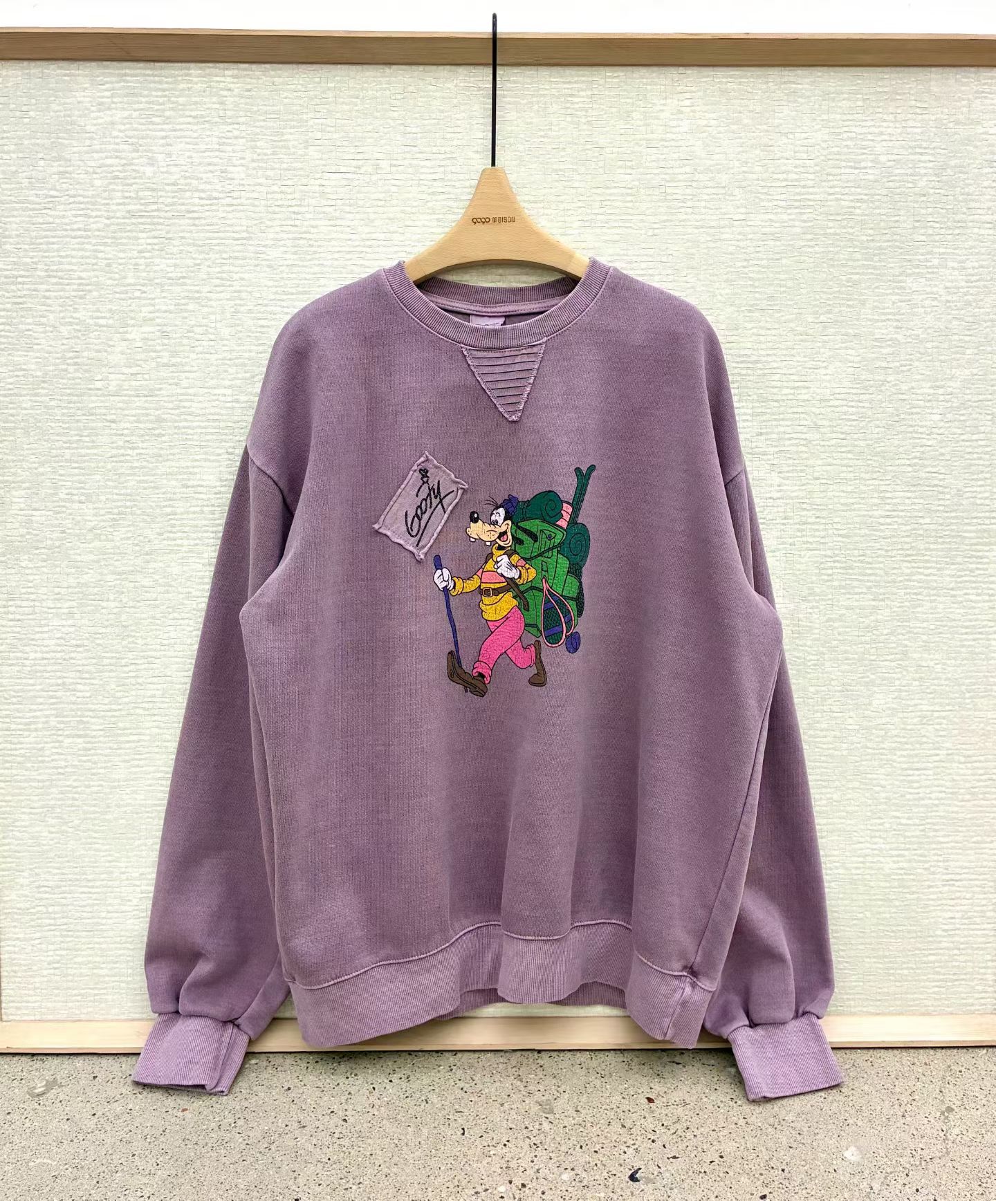 东大门卡通布贴宽松长袖卫衣男