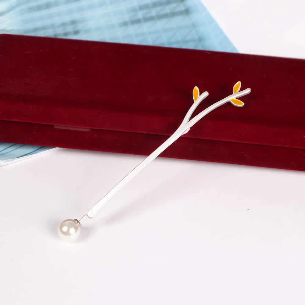 Broche en autre - Ref 1172485 Image 1