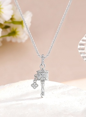 小红书爆款百搭饰品满钻破浪鼓吊坠项链玫钻四叶草铃铛破浪鼓挂饰