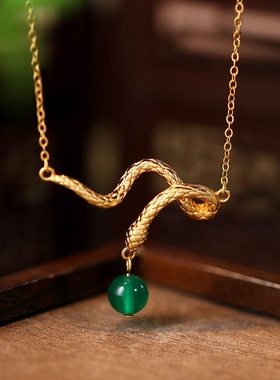 新中式金色灵蛇缠绕流苏项链小众设计感本命年锁骨链2025新款