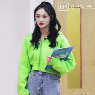 拉链连帽上衣明星同款 2018春夏新款 周洁琼偶像练习生卫衣绿色短款