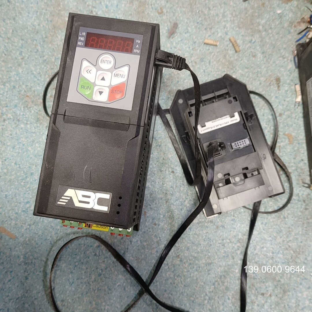 AD800B-4T2D2H/4D0L-PUOB变频器，380需问价