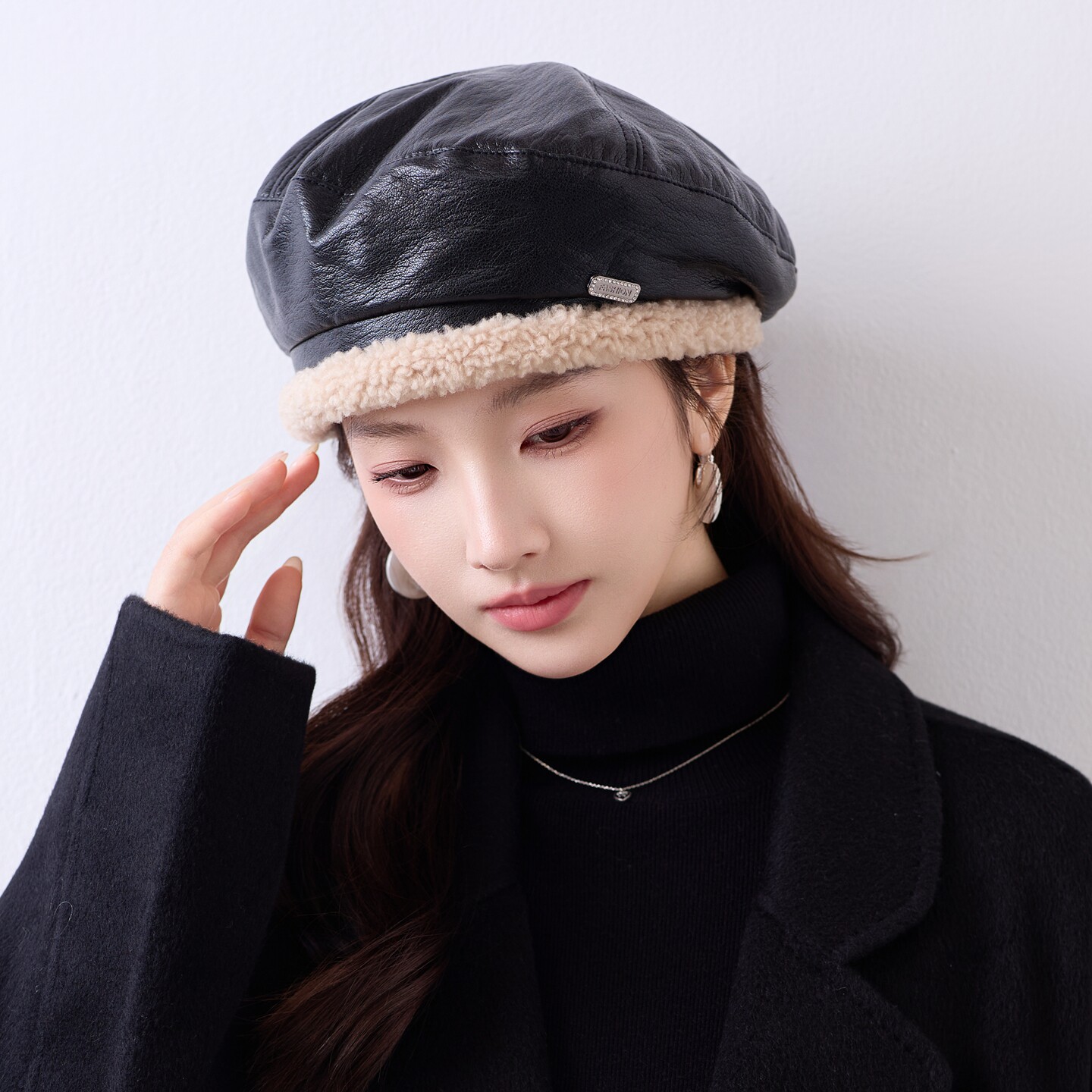 复古PU皮毛绒边八角帽女秋冬季宽檐显脸小报童帽保暖防寒贝雷帽潮