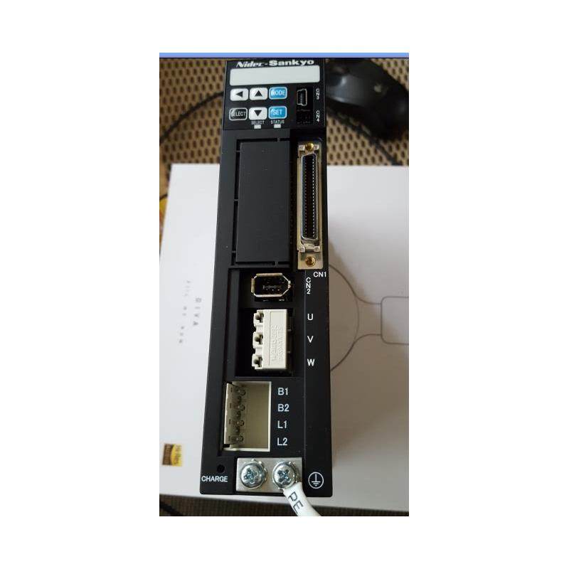 伺服MH201N2TN05 /DA21211 60伺服 200W   电产 二手95新