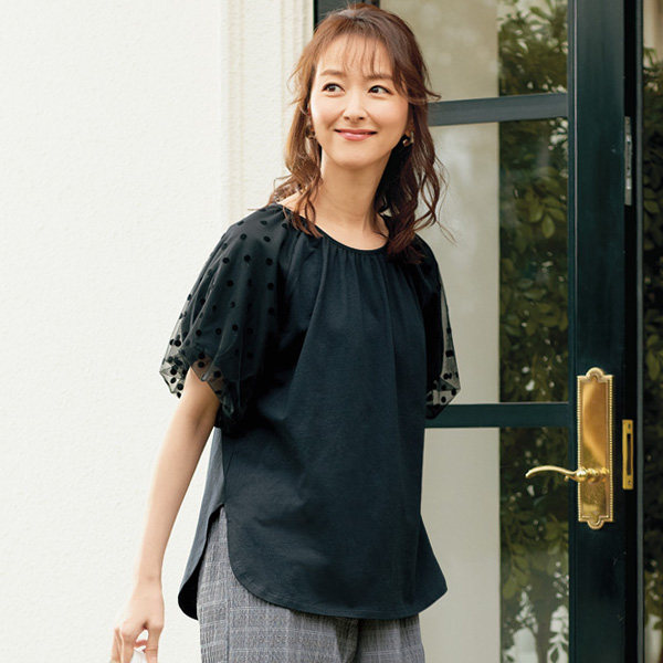 2025年春夏日本代购女士袖子蕾丝重叠剪裁短袖下摆开叉套衫