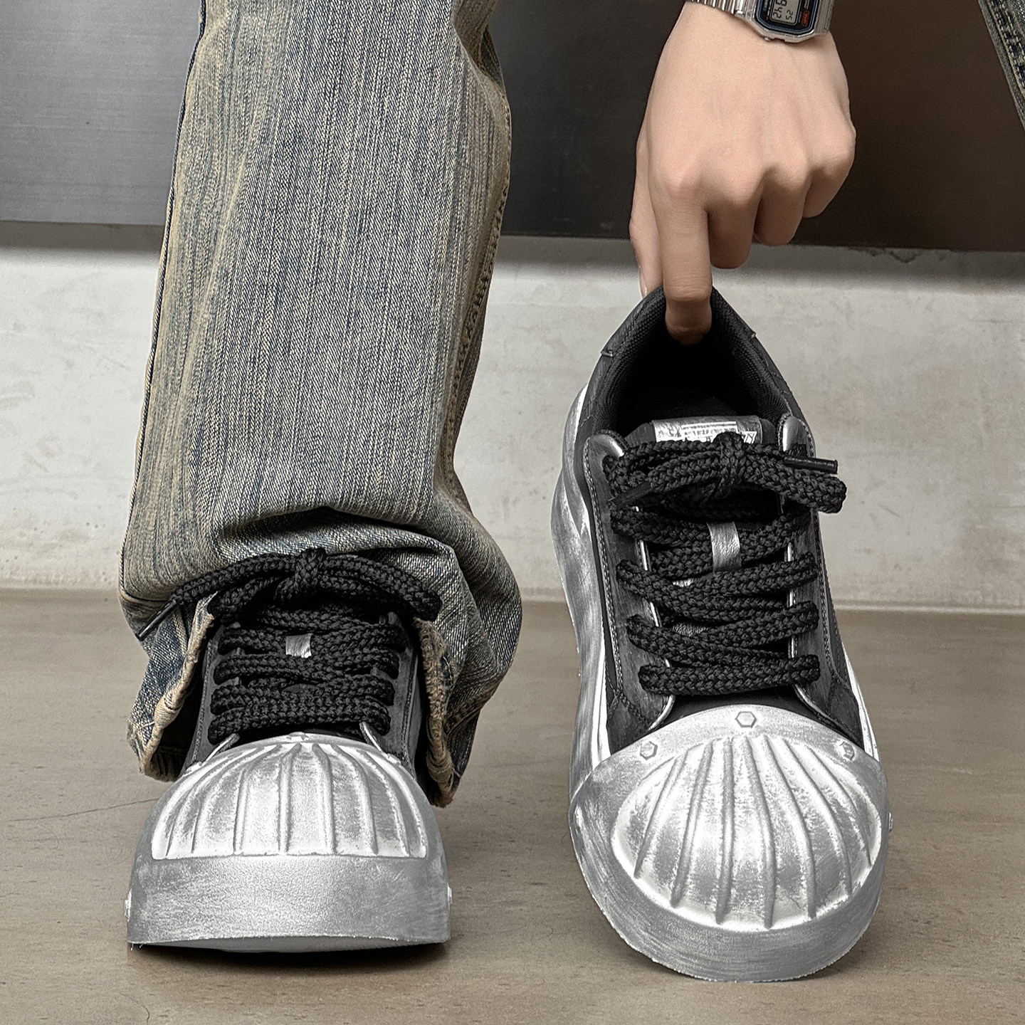 男鞋2026新款板鞋男款贝壳头面包鞋轻便厚底增高松糕鞋百搭休闲鞋