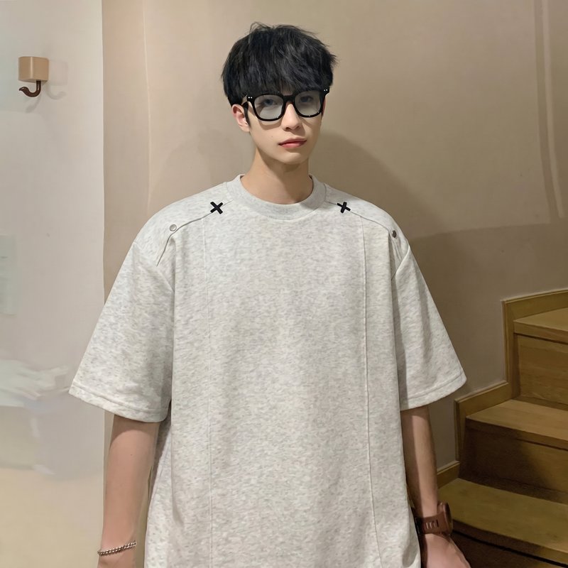 男士潮流百搭夏季宽松T恤韩版简约圆领纯色华棉铆钉刺绣短袖衫