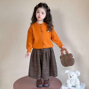 法国Uamtor女童加绒套装秋冬2025新款洋气穿搭冬装开衫毛衣两件套