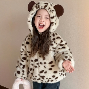 法国Uamtor女小童豹纹皮草外套2025洋气儿童加绒连帽水貂绒毛毛衣