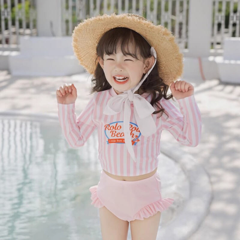 法国Uamtor女童可爱沙滩防晒泳衣