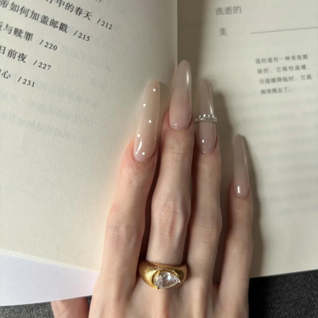 【淡人美甲】高级感冰透裸色猫眼手工穿戴甲纯欲显白波点闪钻甲片