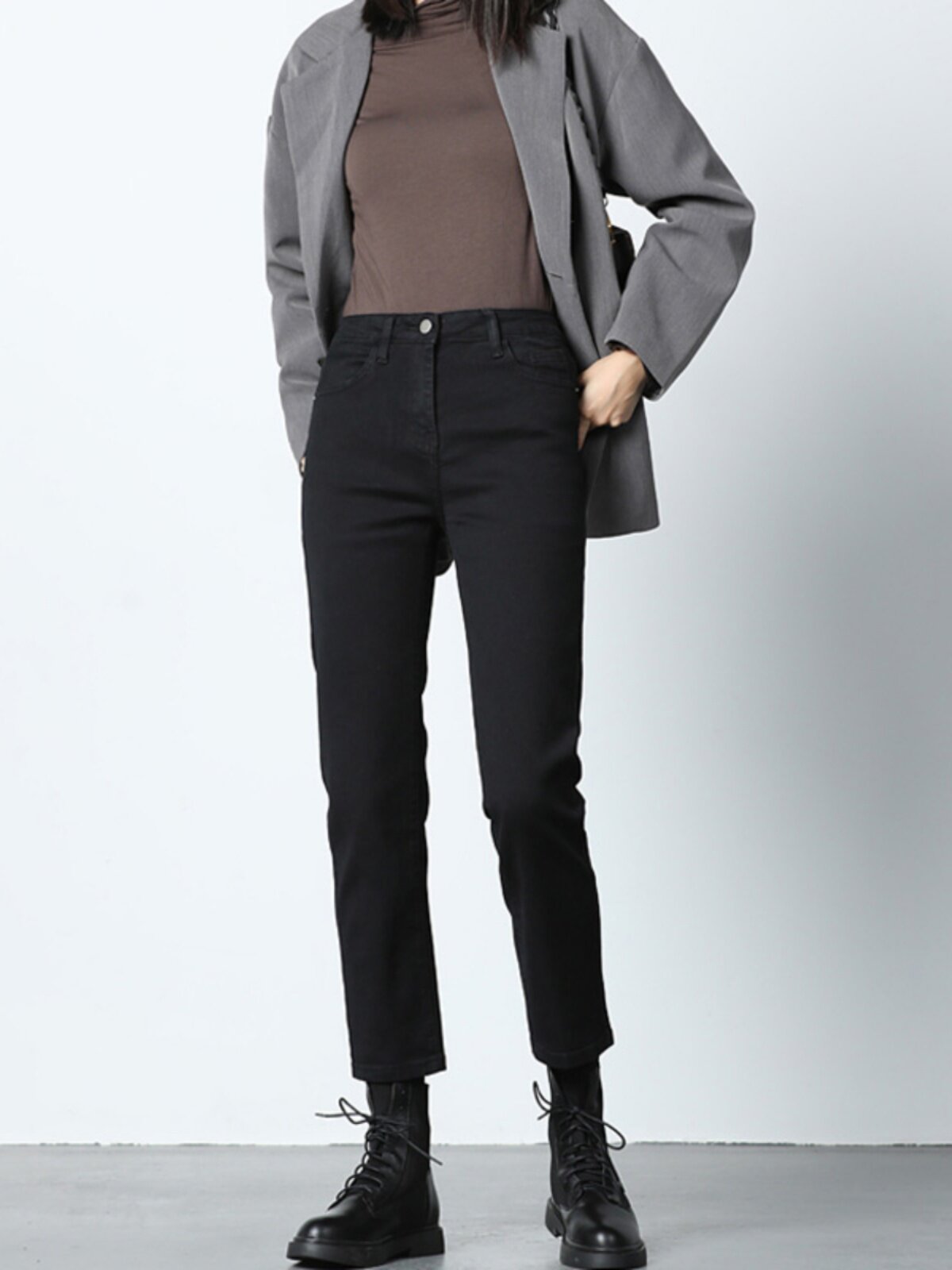 黑色加绒牛仔裤女2025年新款直筒宽松高腰显瘦小个子八九分烟管裤