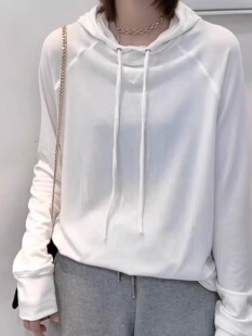 白色薄款套头连帽长袖卫衣女2025春秋季新款宽松显瘦纯色简约上衣