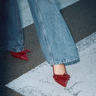 酒红色高跟鞋女2025早春新款尖头蝴蝶结细跟浅口单鞋性感包头凉鞋