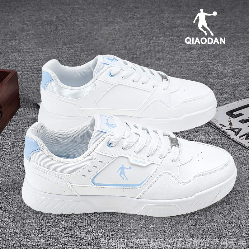 乔丹板鞋男士低帮空军一号休闲鞋