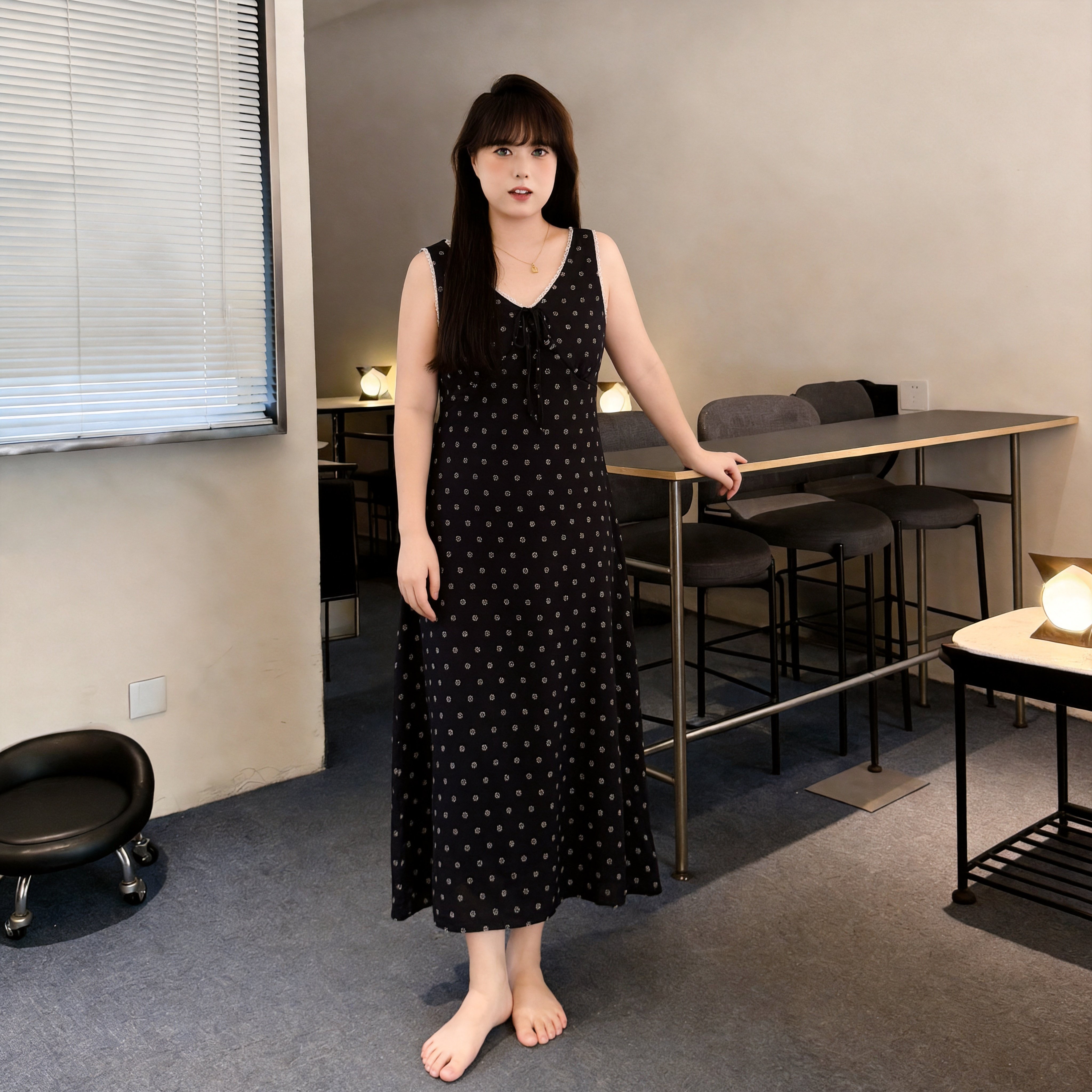 慕翎大码女装黑色波点V领连衣裙胖mm背心裙遮肉显瘦无袖长裙秋装