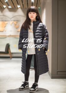 女童长款羽绒服法国贵牌23年新品中大童过膝轻盈保暖时尚鹅绒外套