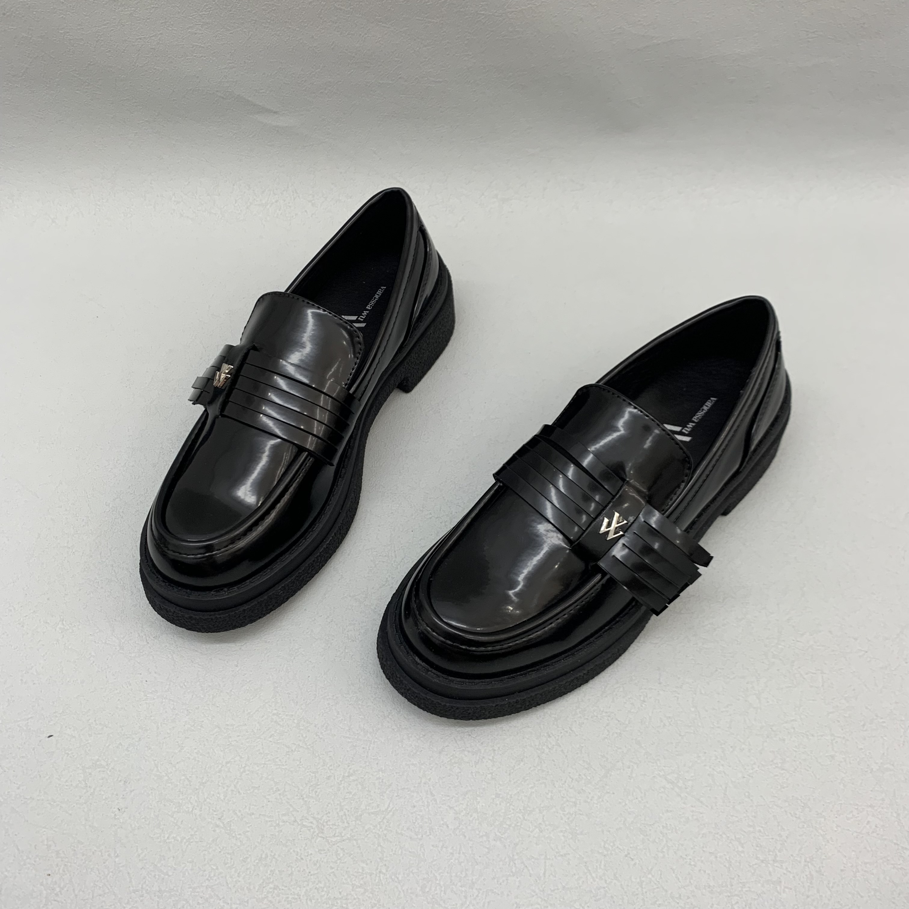 外贸原单女鞋圆头粗跟厚底乐福鞋女时尚百搭英伦风时装小皮鞋