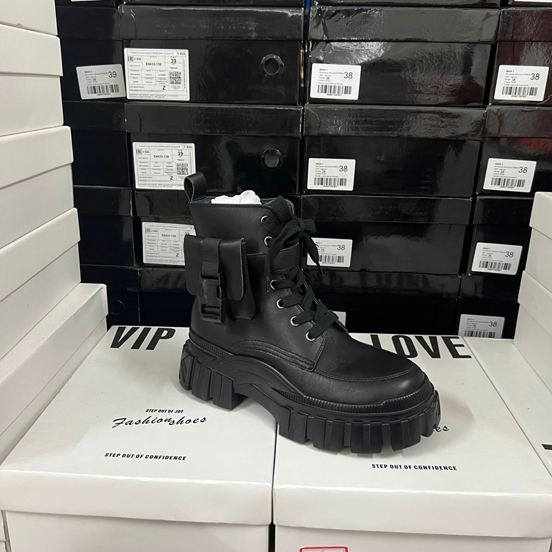 商场专g撤柜断码捡漏时尚圆头厚底系带皮带扣短筒马丁鞋