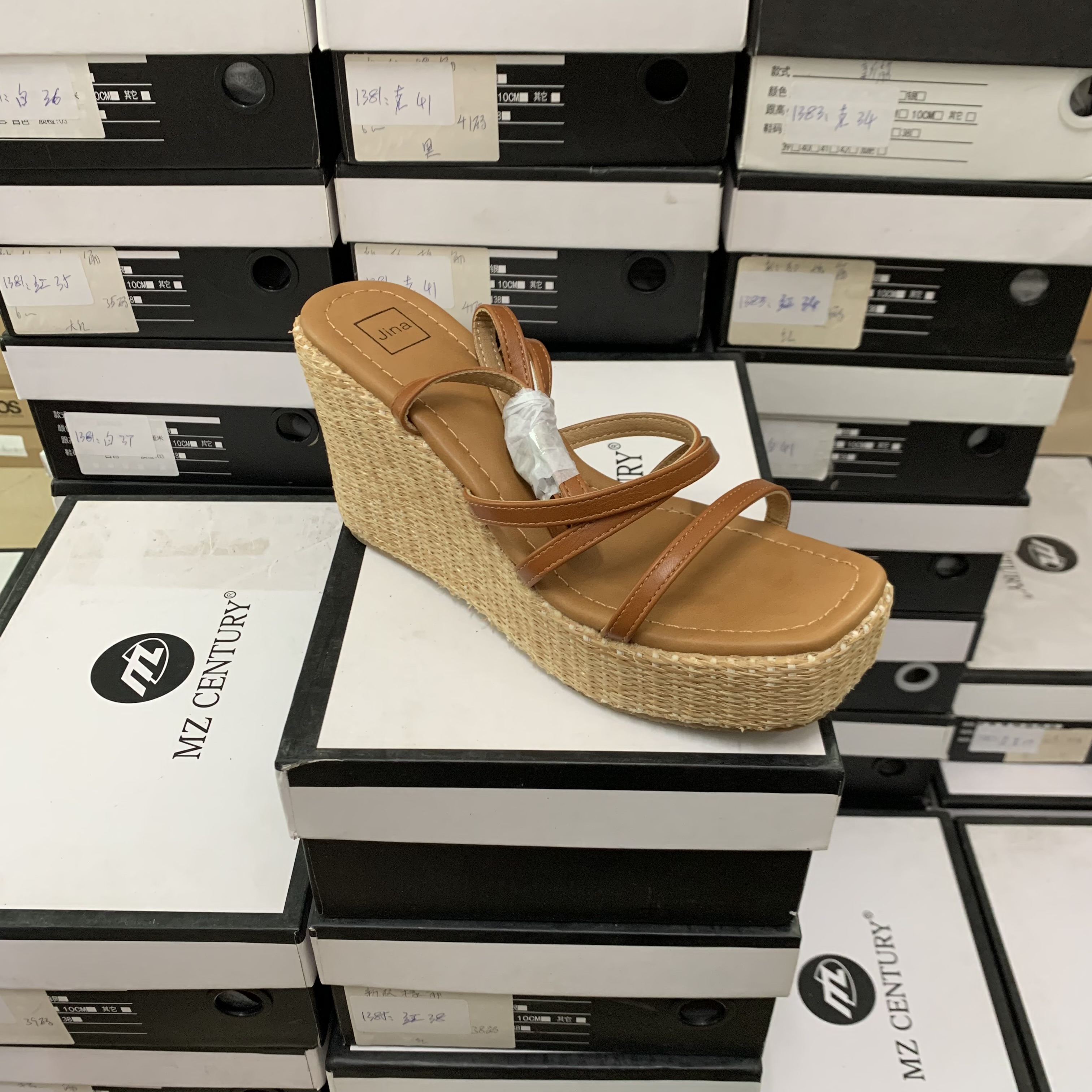 外贸出口原单女鞋时尚百搭厚底坡跟复古高跟鞋一字带交叉扣凉鞋女