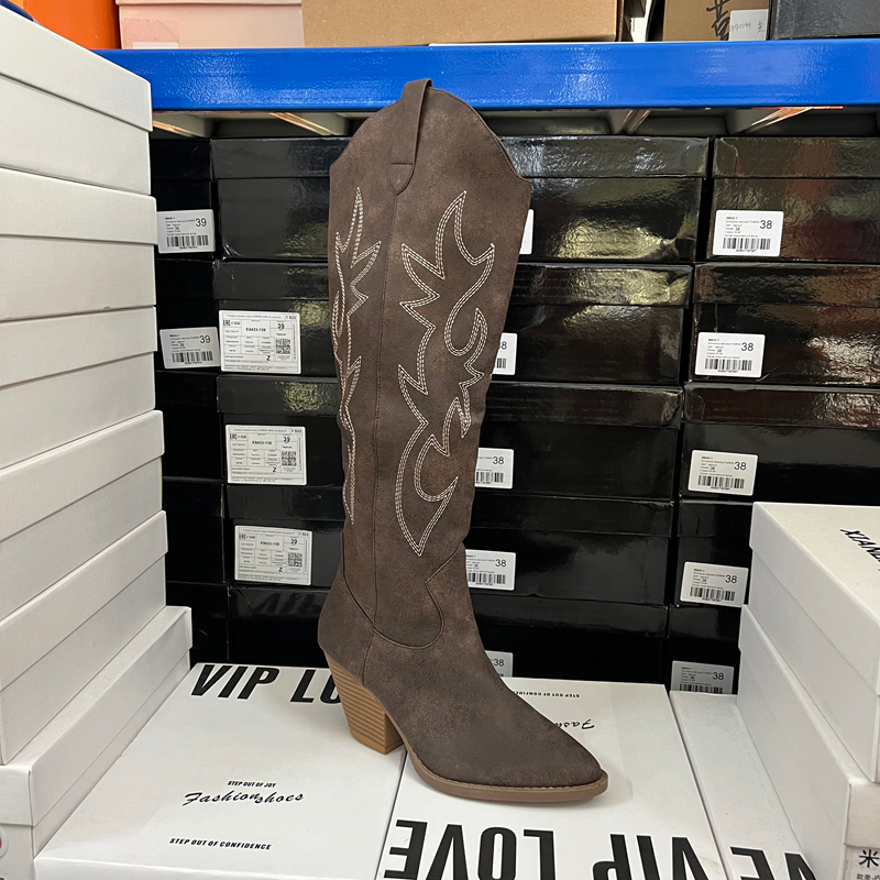 外贸原单出口断码捡漏欧美复古尖头粗跟刺绣西部高筒长靴