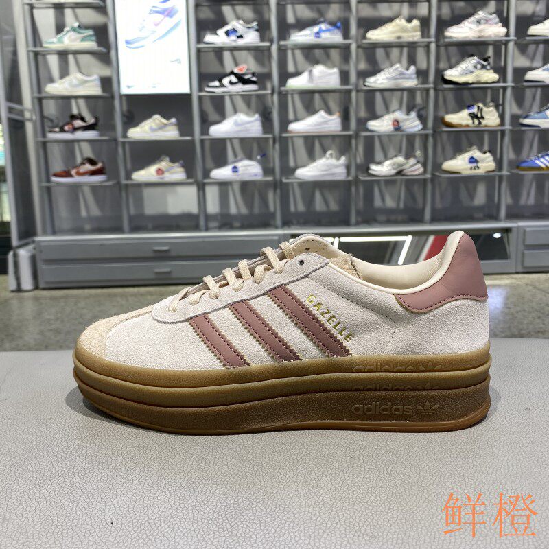 正品阿迪达斯三叶草女款休闲鞋