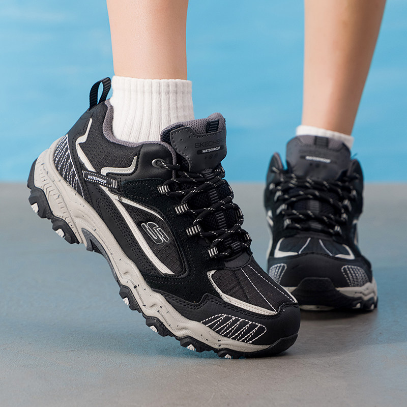 新款正品Skechers斯凯奇简约拼接百搭户外女运动休闲鞋180212C