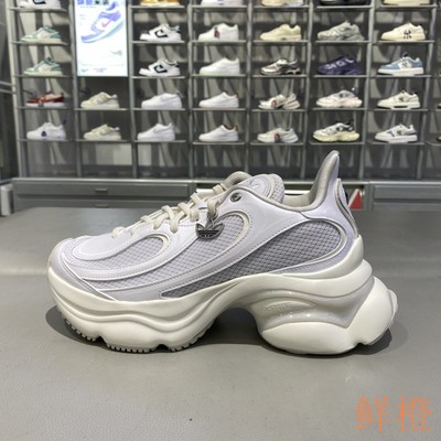 阿迪达斯ADIDAS三叶草女款休闲鞋