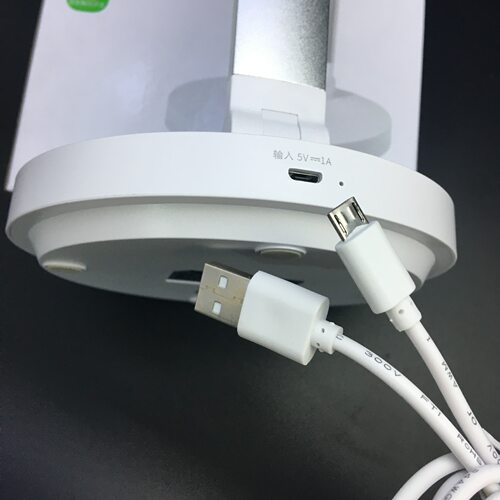久量DP6082折叠护眼家用学生阅读台灯led触摸调光插电白色光台灯