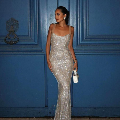 中长款烫钻纯色气质修身吊带连衣裙辣妹露背包臀裙年会礼服裙