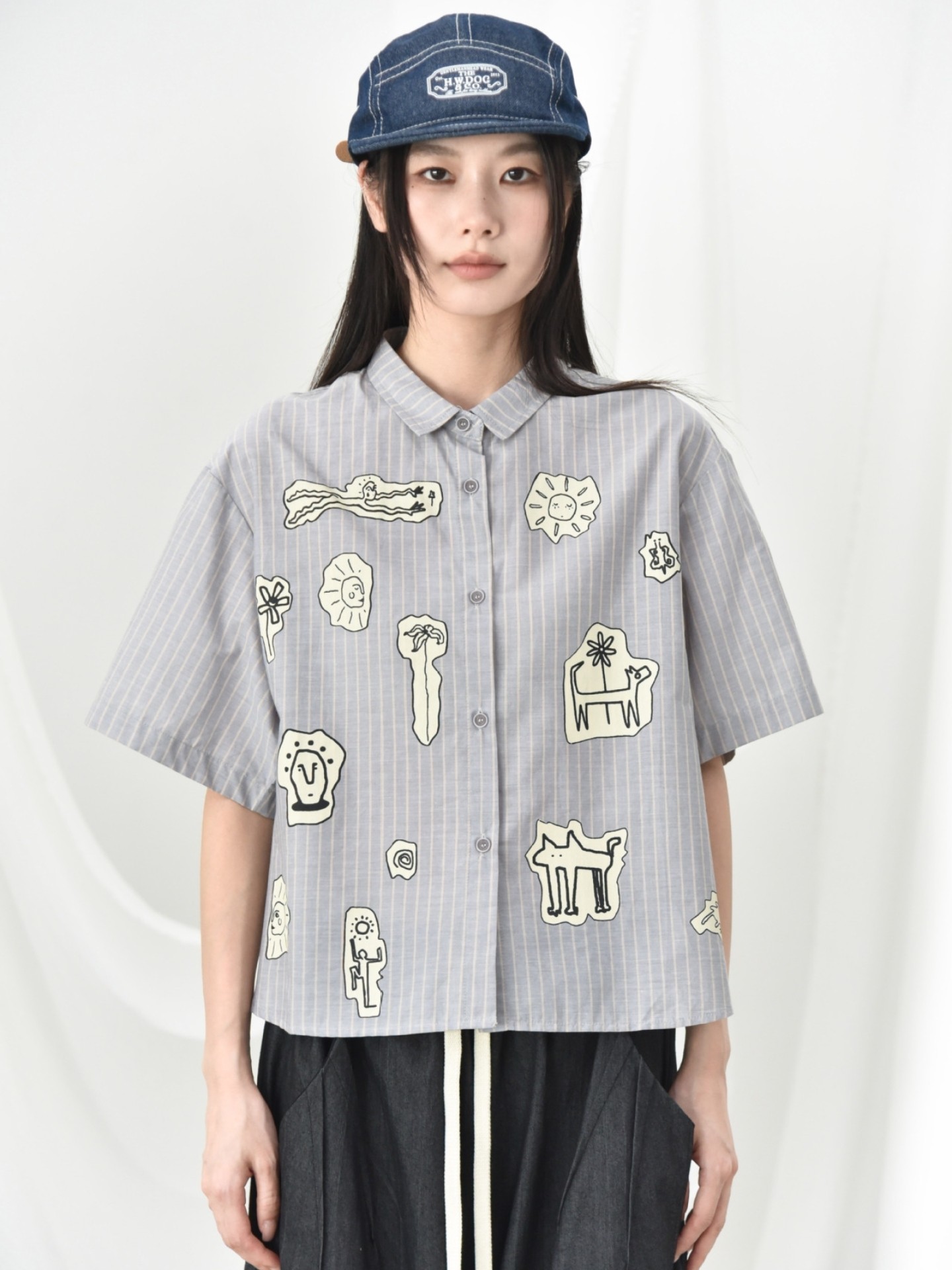 2026夏季手绘印花短袖衬衫女日系宽松开衫慵懒风条纹上衣个性女装