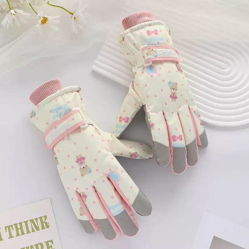 米色可爱小熊滑雪手套女冬季韩系保暖加绒加厚户外防风防寒骑车潮