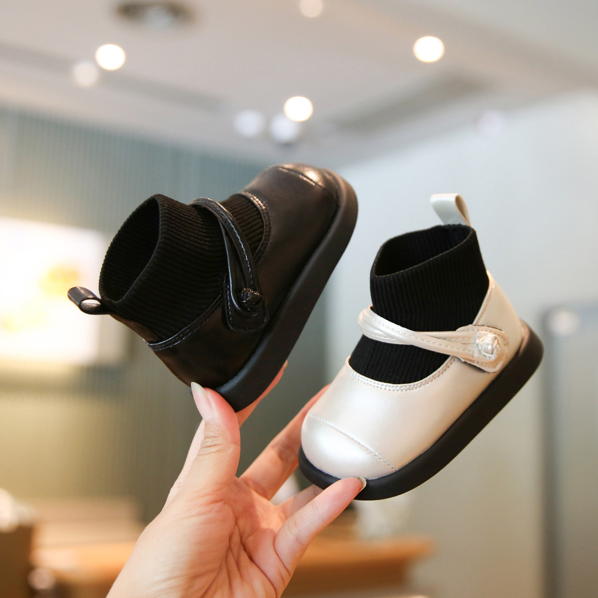 女宝宝鞋子1一3岁女小童靴子小皮鞋女宝短靴春秋软底防滑婴儿鞋子,童鞋/婴儿鞋/亲子鞋,学步鞋,淘宝优惠券,粉丝福利购,淘宝优惠卷