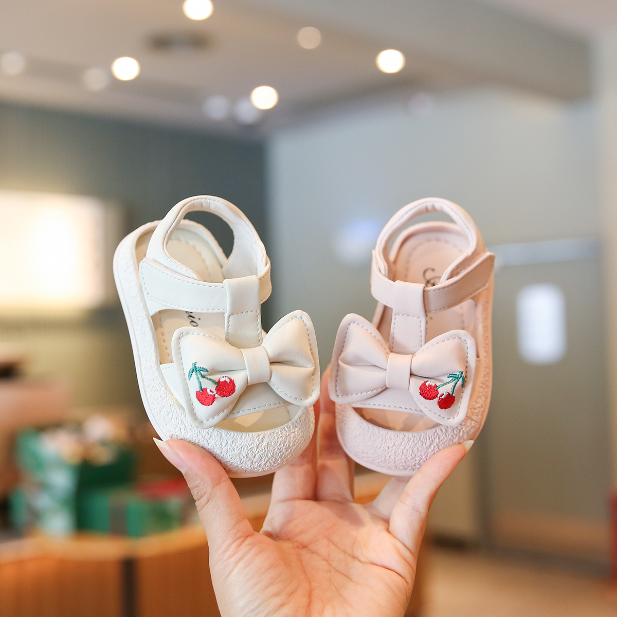 婴儿凉鞋女宝宝鞋子夏季小童公主鞋1一3岁包头女童婴儿软底学步鞋