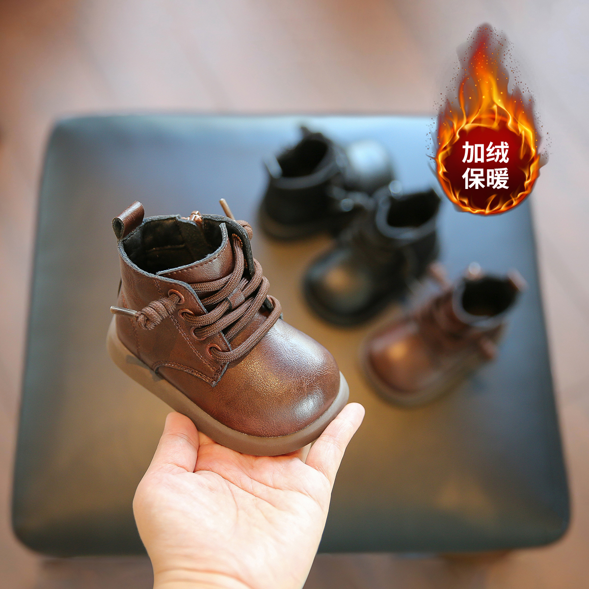 小步点宝宝马丁靴软底防滑舒适