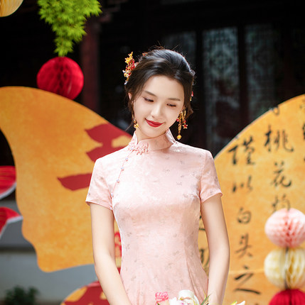 时光裁剪|鹿鸣新中式粉色旗袍女订婚结婚敬酒服新娘高端礼服修身