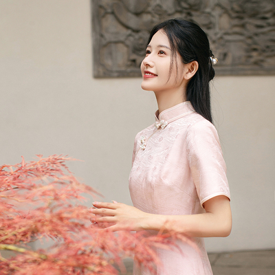 粉色真丝旗袍女新中式订婚礼服