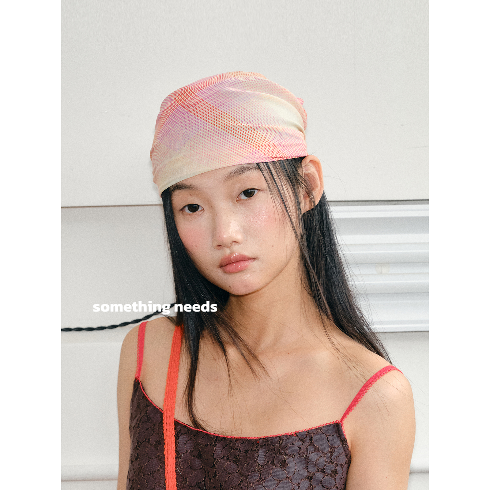 郑佰万时髦渐变方巾25年夏季新