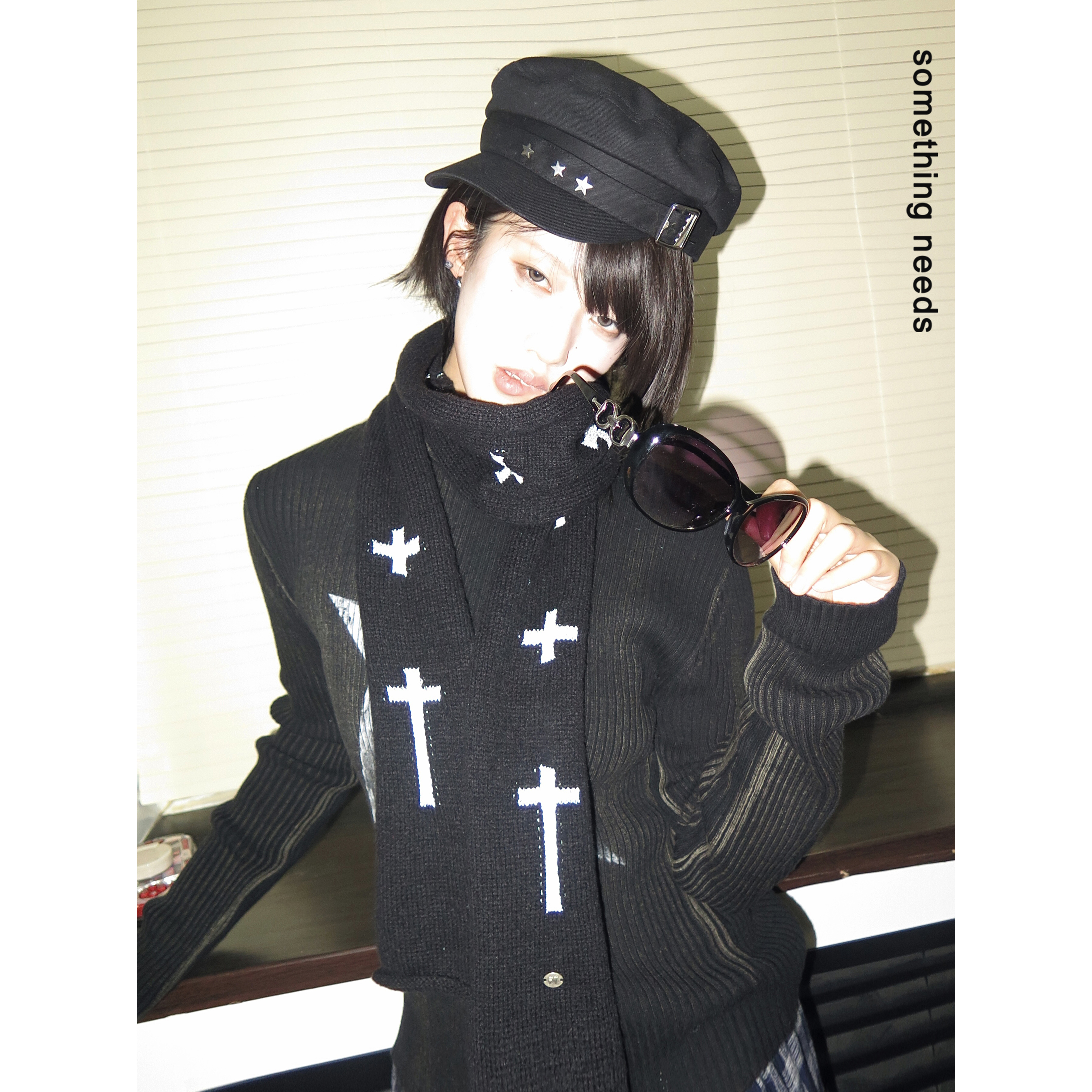 时髦亚比个性十字架针织围脖