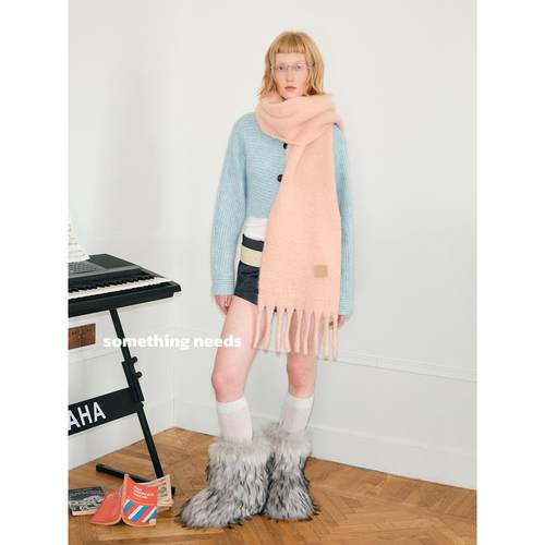 郑佰万混纺马海毛纯色围巾女