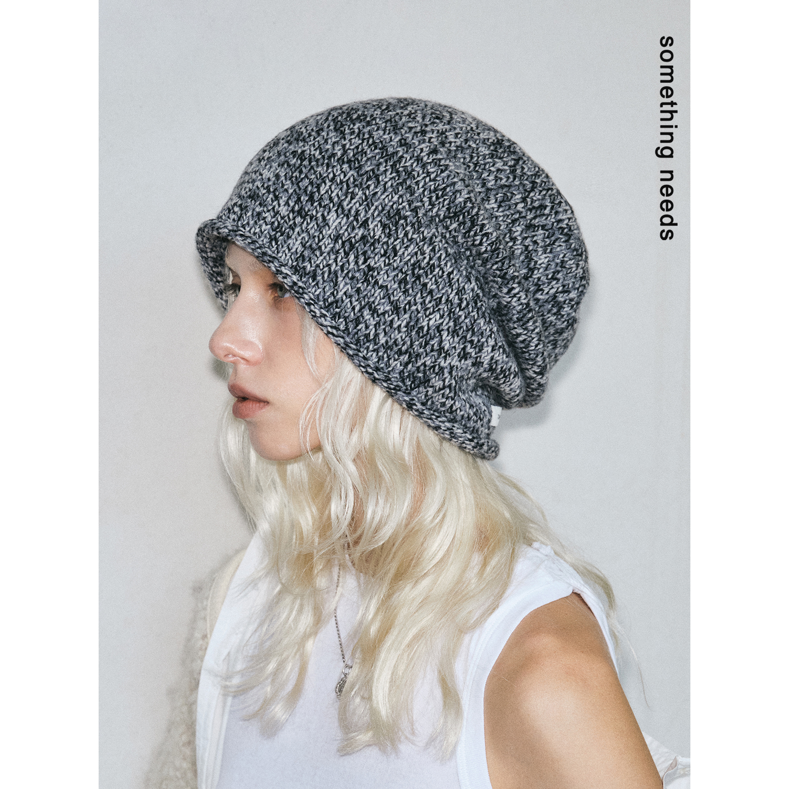 100%羊毛冷帽女时髦极简风