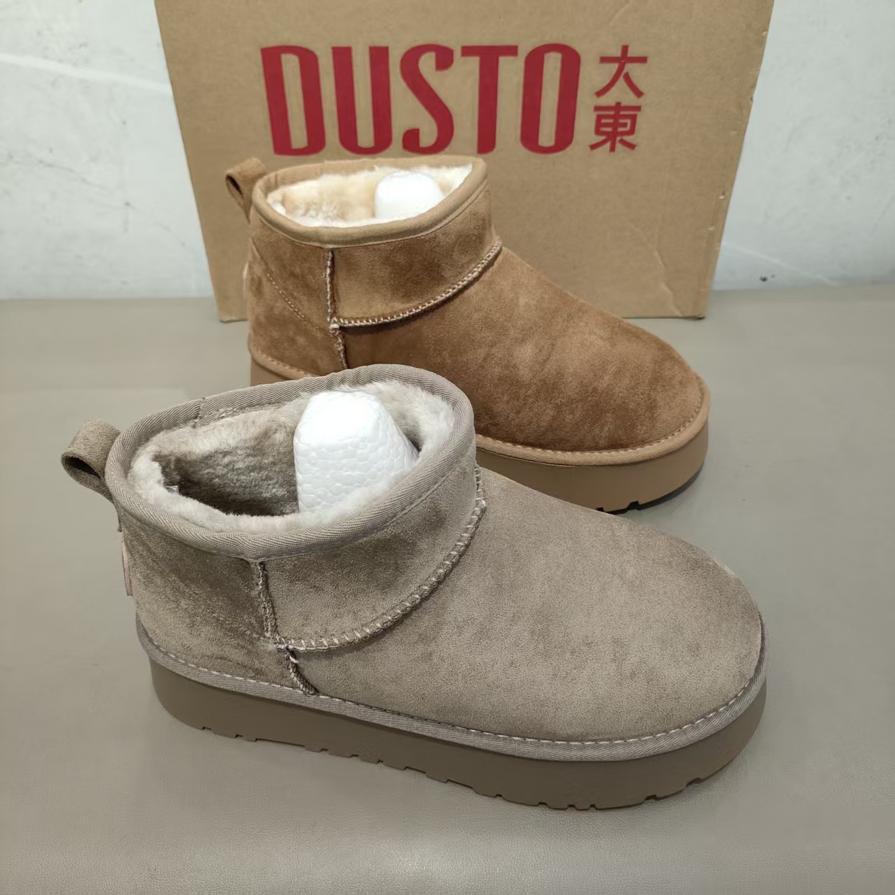 大东雪地靴女2025冬季新款时尚简约舒适轻便女士保暖棉鞋1738