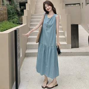减龄百搭休闲无袖气质牛仔长裙女夏新款韩版复古背心连衣裙