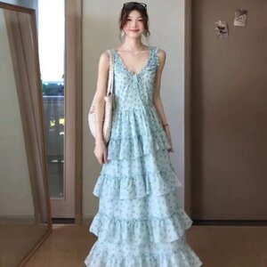 夏日海边度假风蓝色碎花背带连衣裙女韩版甜美清新气质收腰蛋糕裙