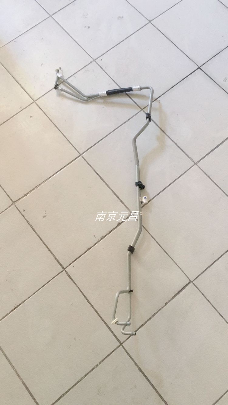 jeepjeep牧马人变速箱散热油管