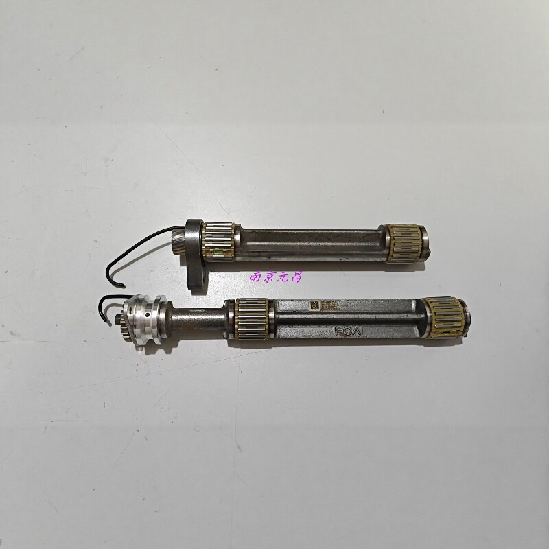 jeep吉普牧马人大指挥官自由光2.0T发动机平衡轴进排气平衡轴原厂